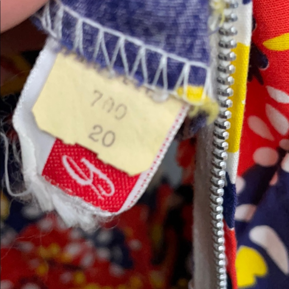 Vintage Patterned Dress - Picture 5 of 6